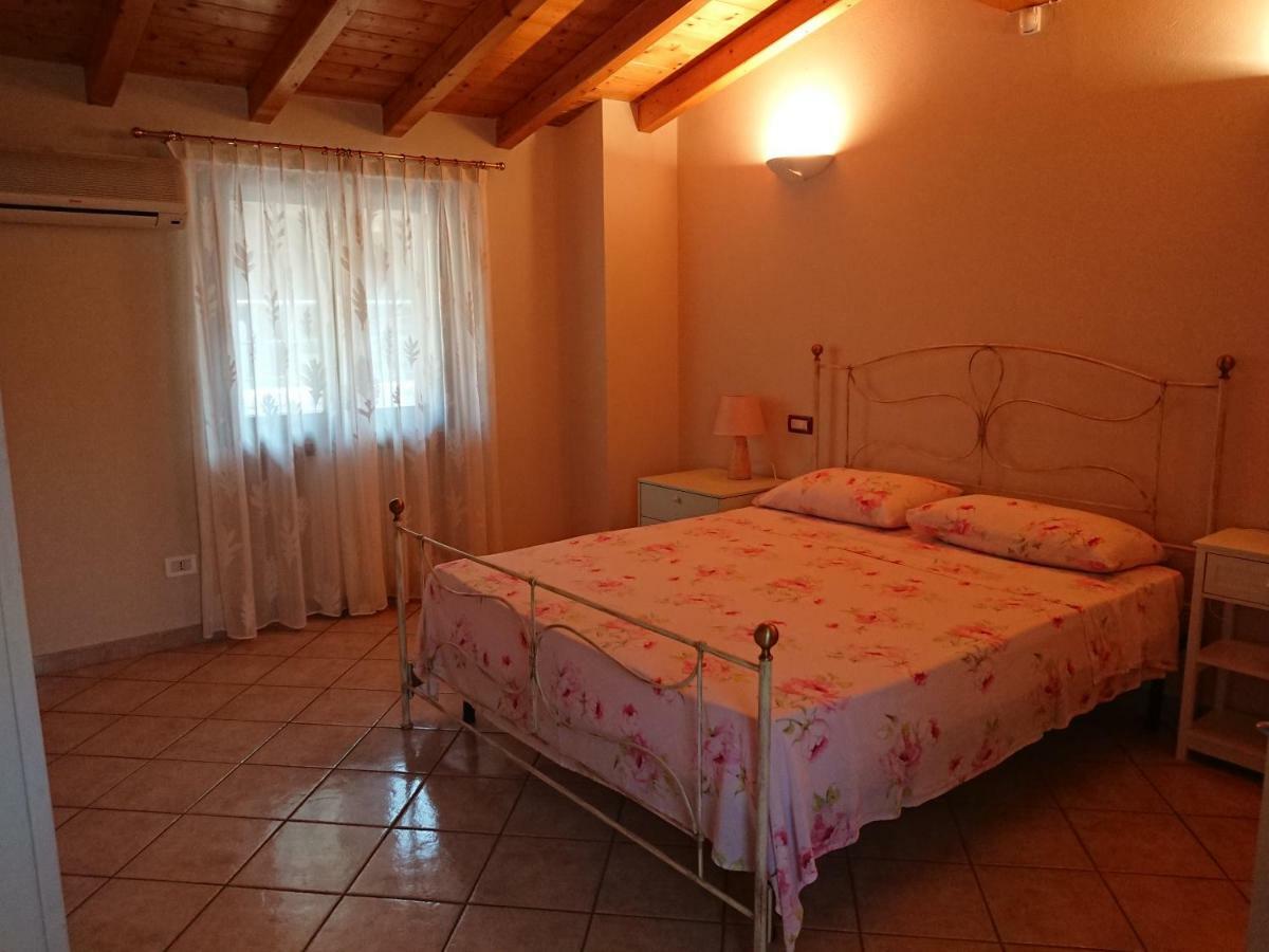 Il Carpino Bianco Bilocale Daire Puegnago Dış mekan fotoğraf