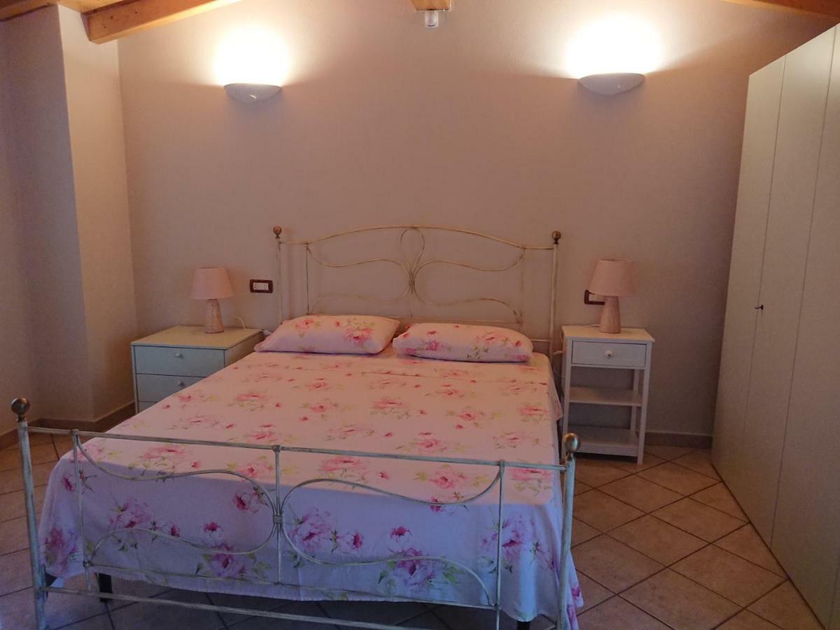 Il Carpino Bianco Bilocale Daire Puegnago Dış mekan fotoğraf