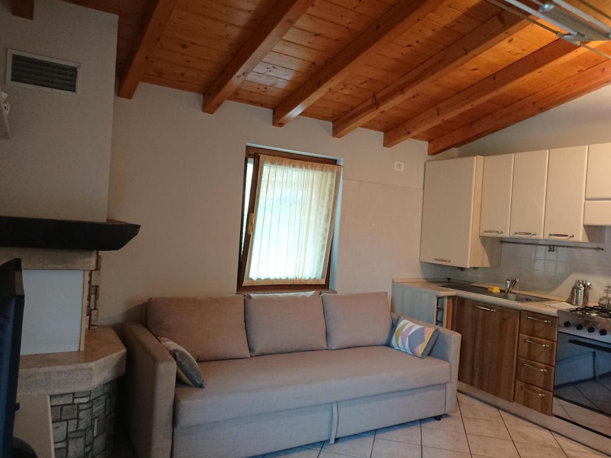 Il Carpino Bianco Bilocale Daire Puegnago Dış mekan fotoğraf