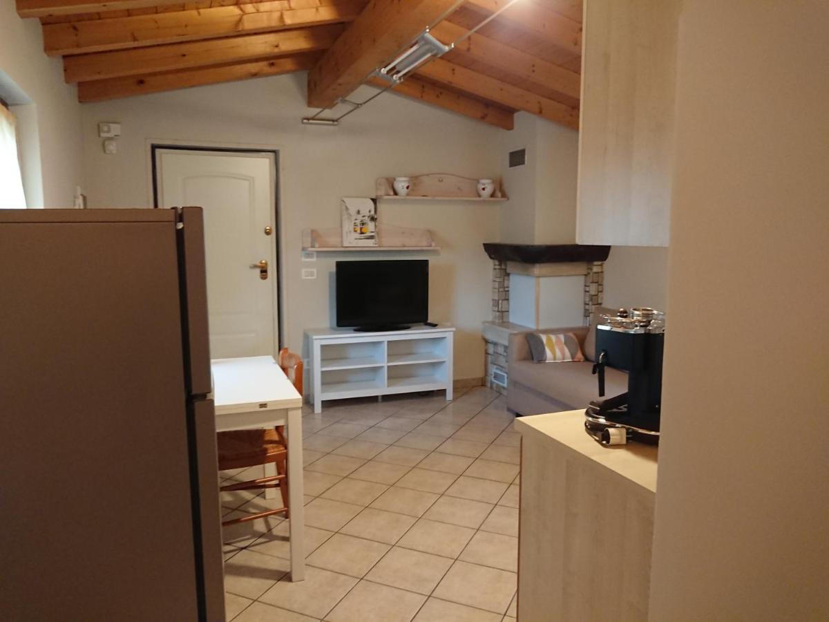 Il Carpino Bianco Bilocale Daire Puegnago Dış mekan fotoğraf